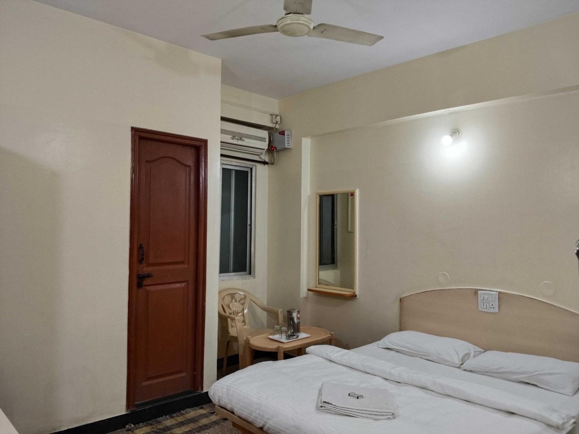 Hotel O Sri Vijaya Palace Lodging بنغالور المظهر الخارجي الصورة