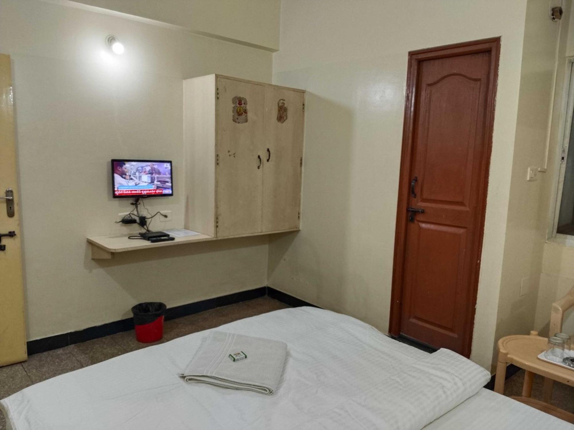 Hotel O Sri Vijaya Palace Lodging بنغالور المظهر الخارجي الصورة